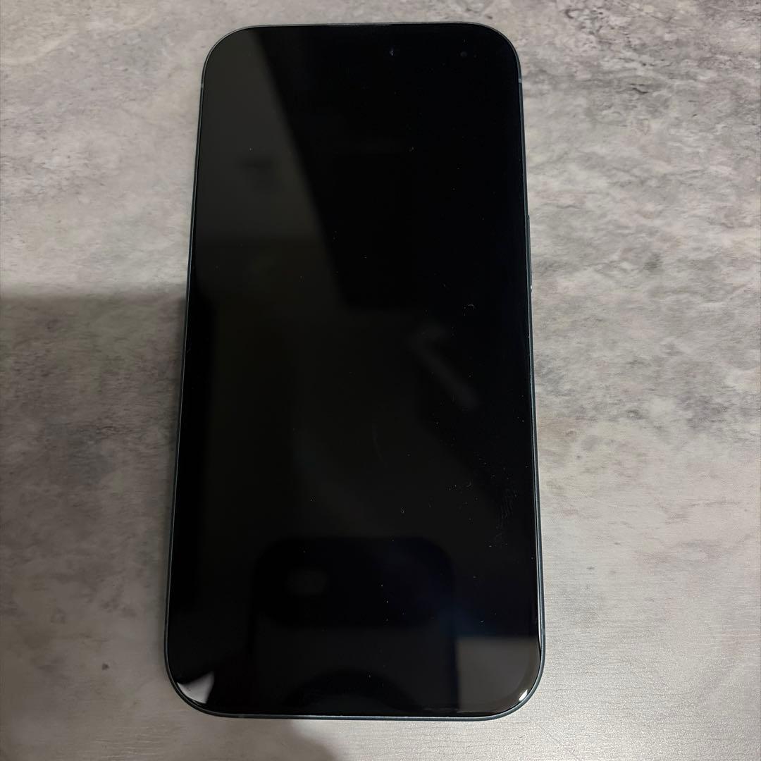 【美品】iPhone 16 256GB【SIMフリー】