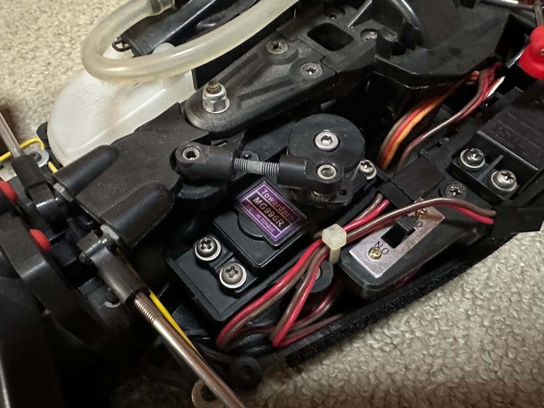 タミヤ　ナイトロフォースNDF-01エンジンカーバキー