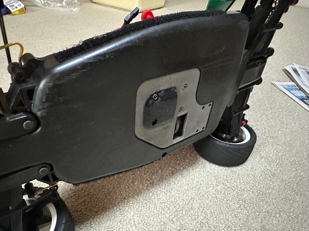 タミヤ　ナイトロフォースNDF-01エンジンカーバキー