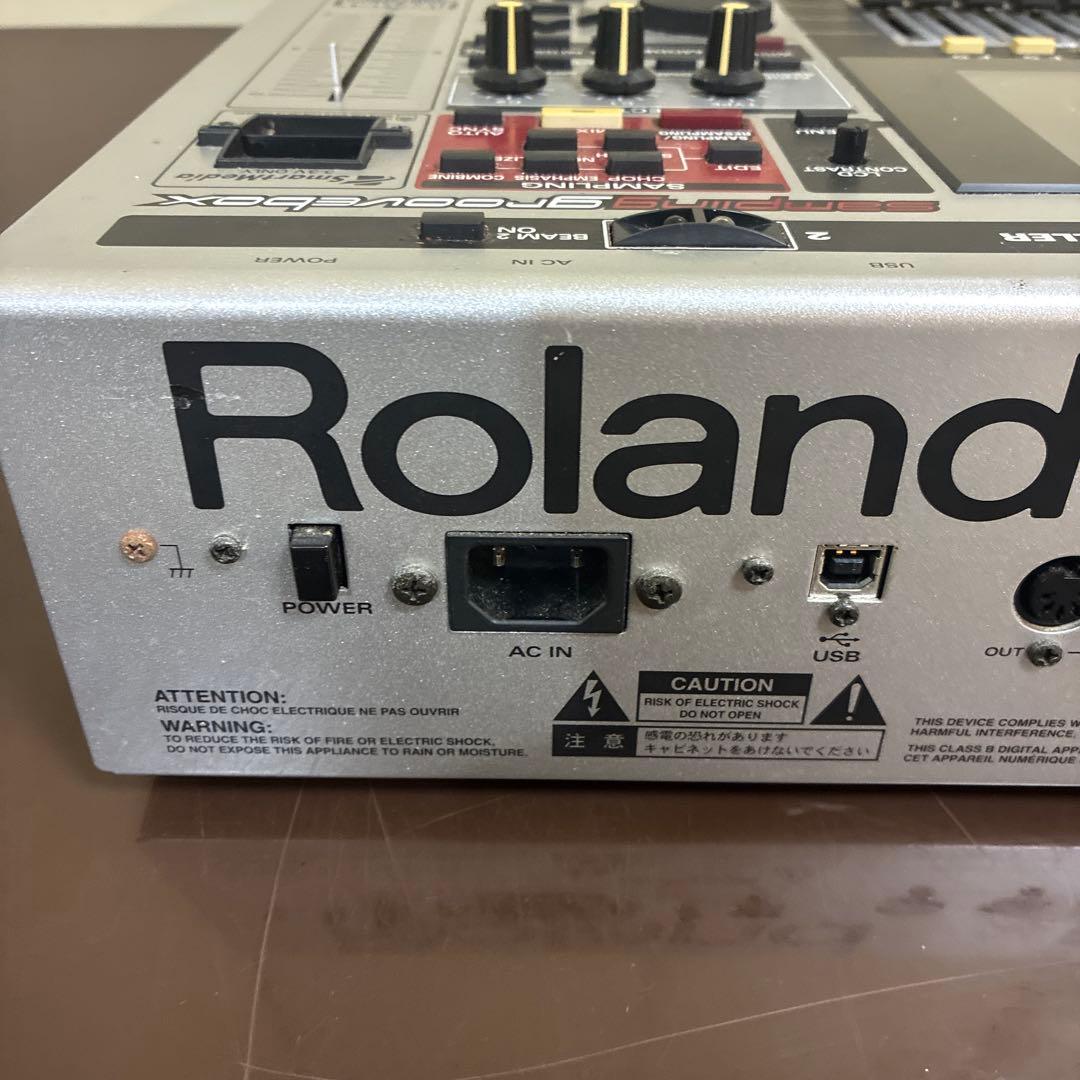 Roland MC-909 Groovebox サンプラー ケース付き
