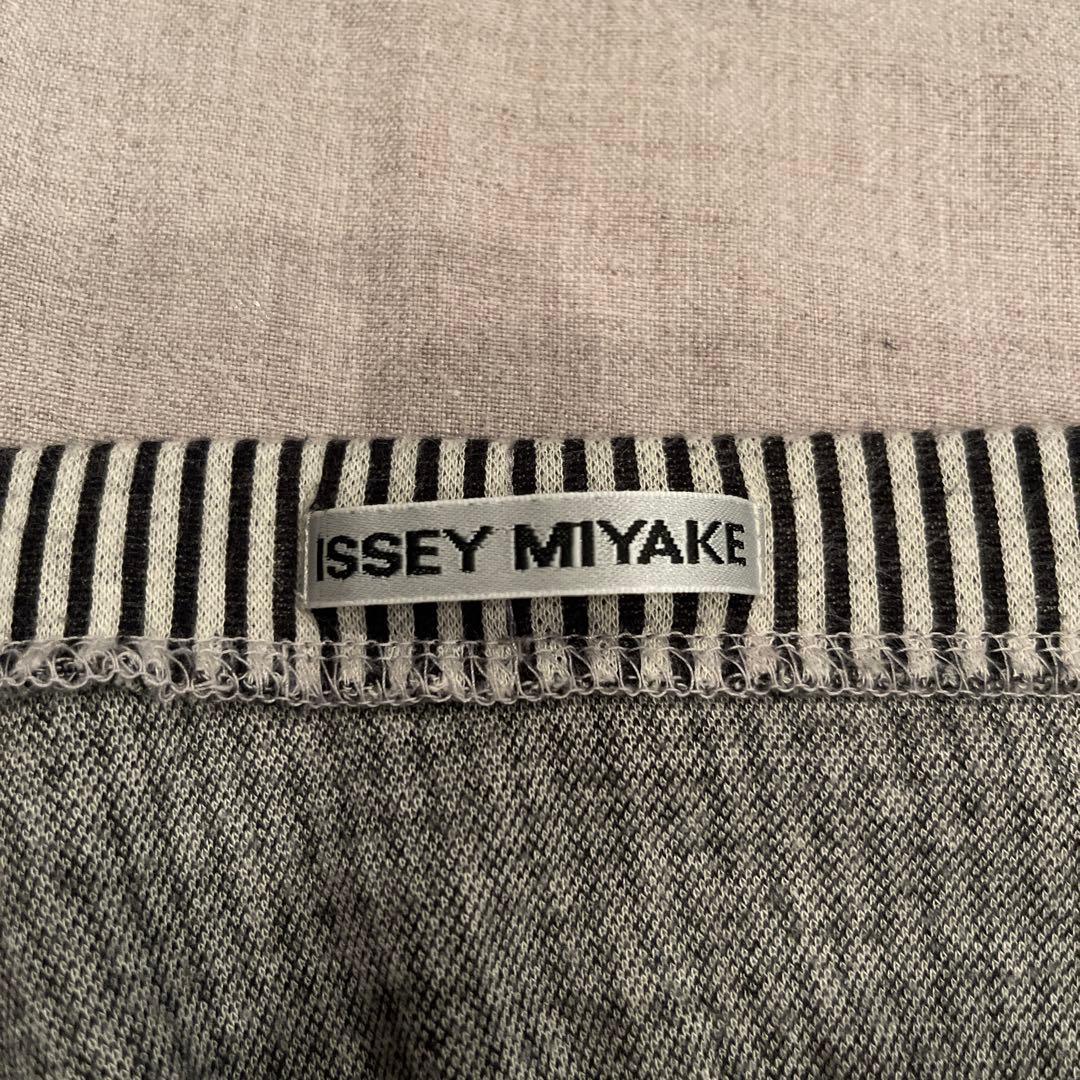 ISSEY MIYAKE アシメントリーヘムスカート
