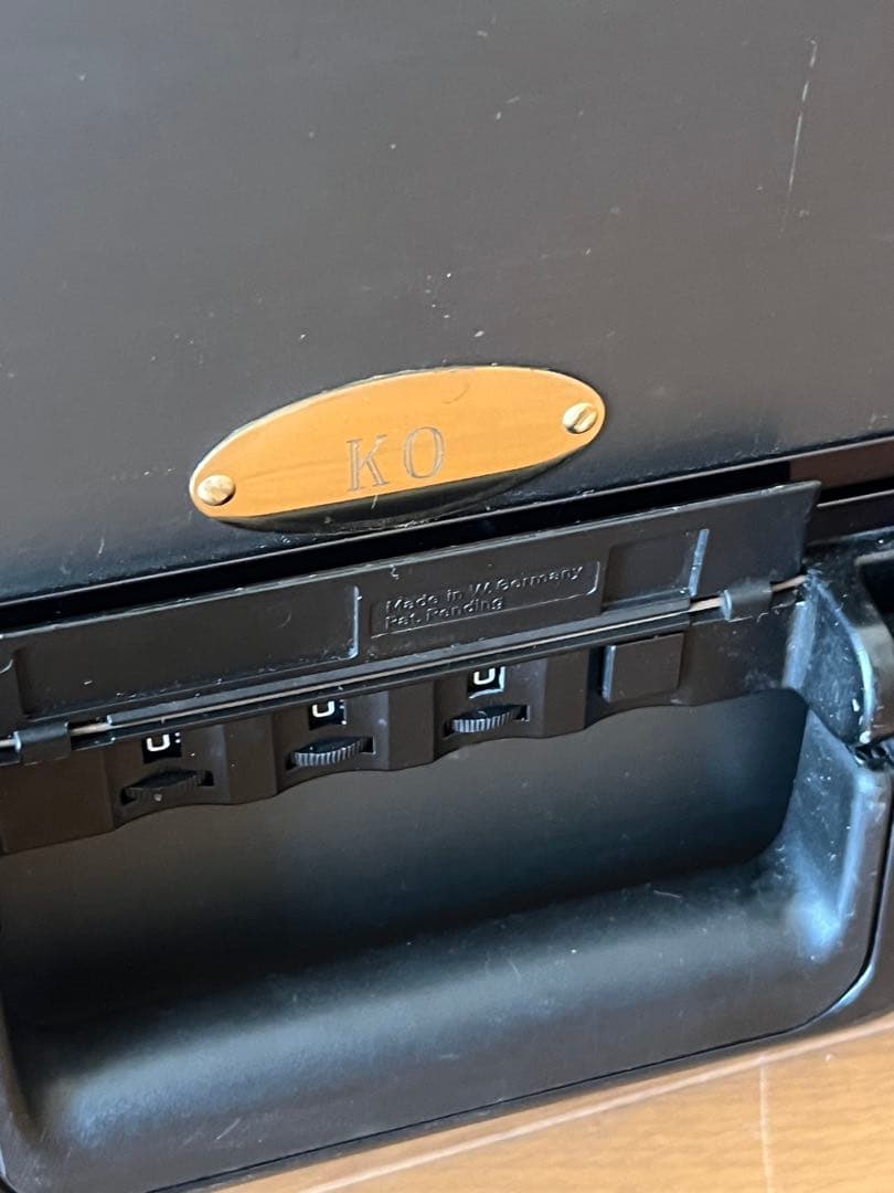 ゼロハリバートン　アルミスーツケース