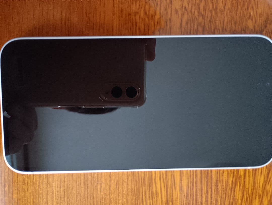 Apple iPhone16e 本体 ホワイト