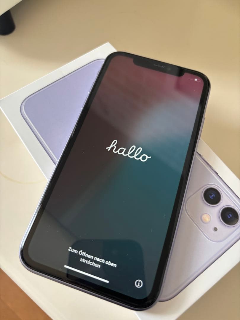 携帯電話本体 iPhone11 128GB