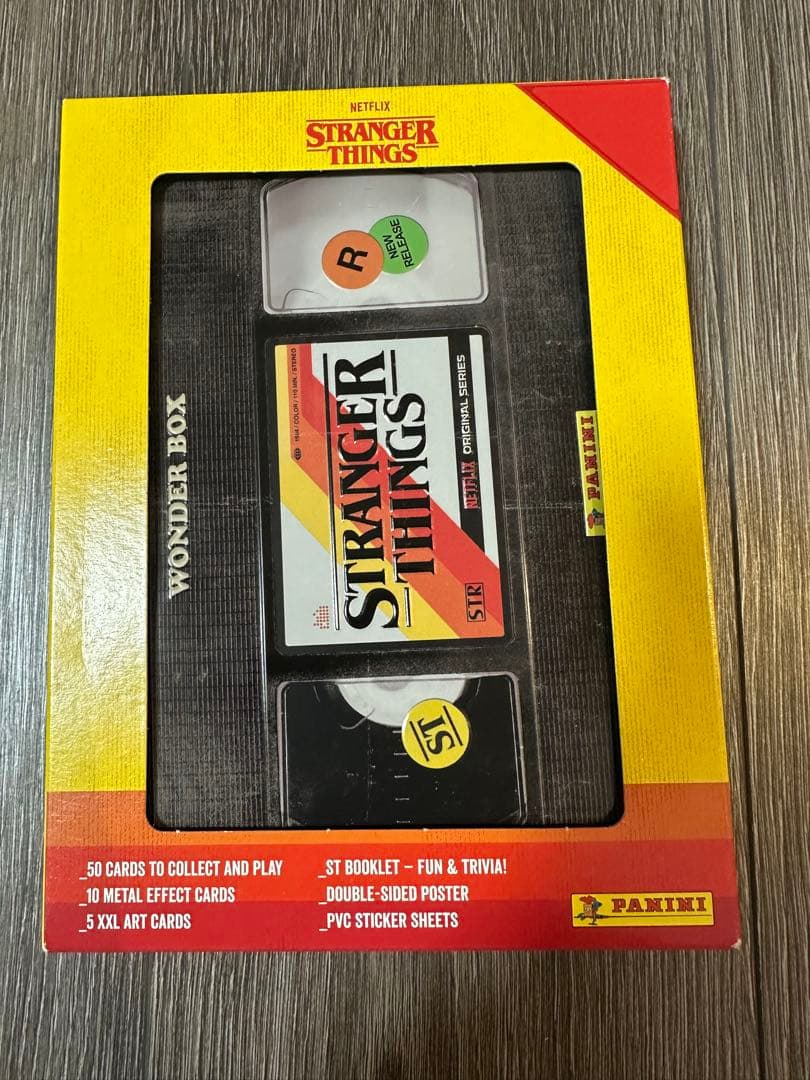 ストレンジャーシングス　panini ワンダーボックス　wonderbox