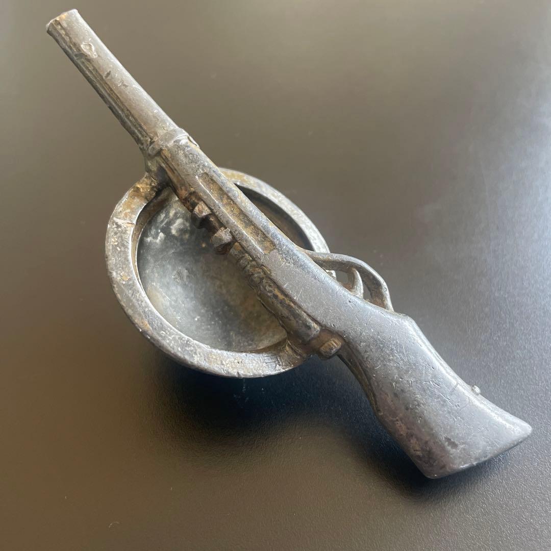 ★刻印有　文鎮　銃とカブト