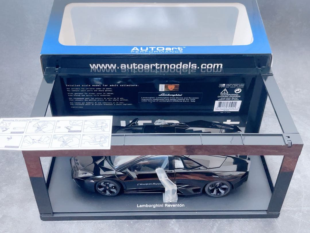 AUTOart 1/18 ランボルギーニ Reventon レヴェントン