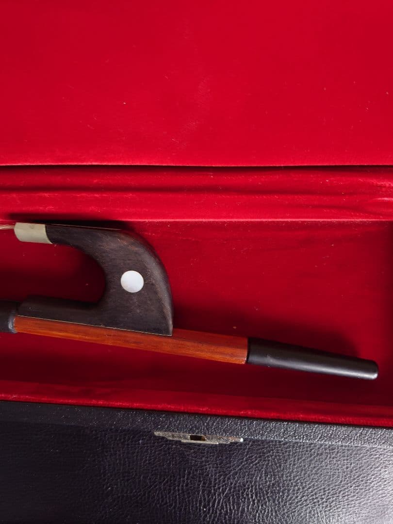 ジャーマンスタイル　ビンテージ　コントラバス弓　２本入弓ケース付