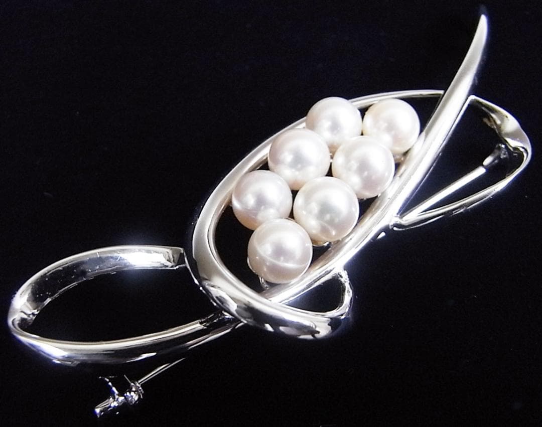 ★925シルバー(銀製)・7粒★本真珠ブローチ（アコヤ真珠)★未使用品　★