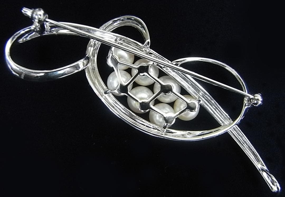 ★925シルバー(銀製)・7粒★本真珠ブローチ（アコヤ真珠)★未使用品　★