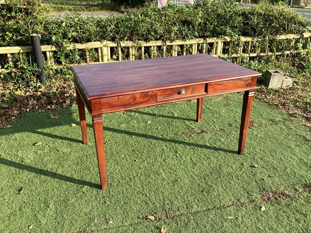 [梅村千恵美] アンティーク調　ダイニングテーブル　マホガニー