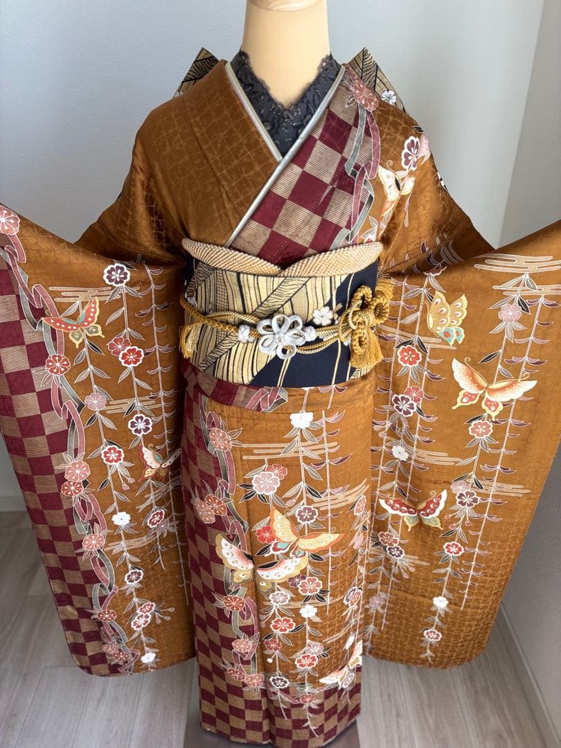最終価格！⭐️振袖フルセット　正絹振袖　成人式　しつけ糸付き　茶系