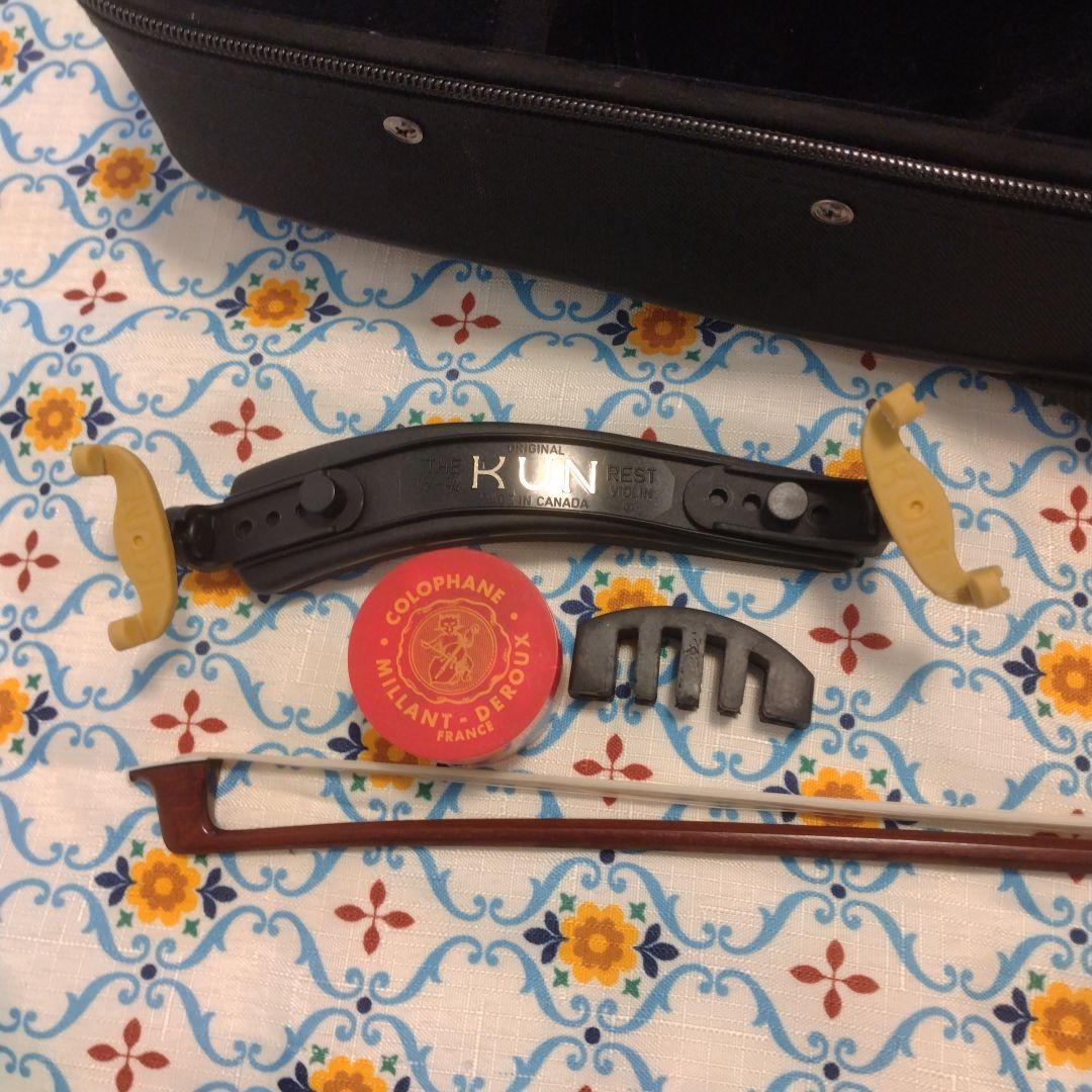 2024年製 Eastman3/4 バイオリン弓毛替済 KUN肩当、松脂、消音器