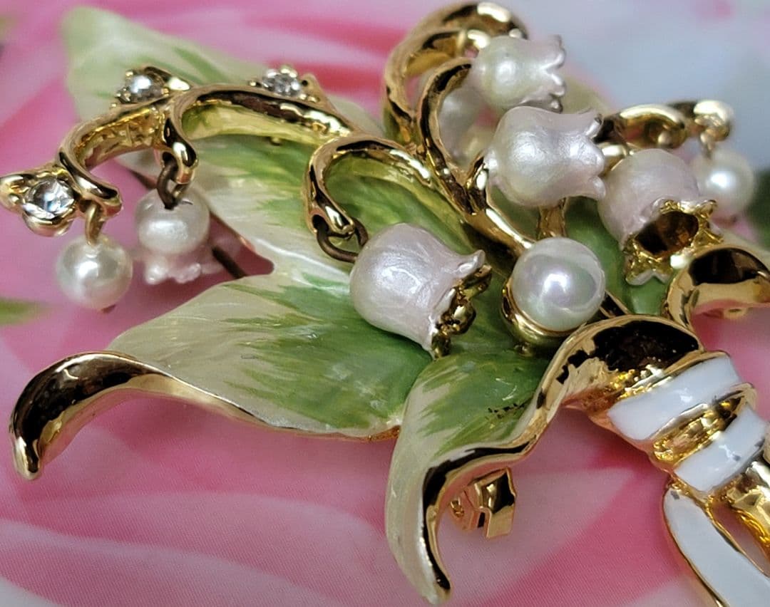 ヴァンドームブティック　ブローチ　スズラン　すずらん　鈴蘭