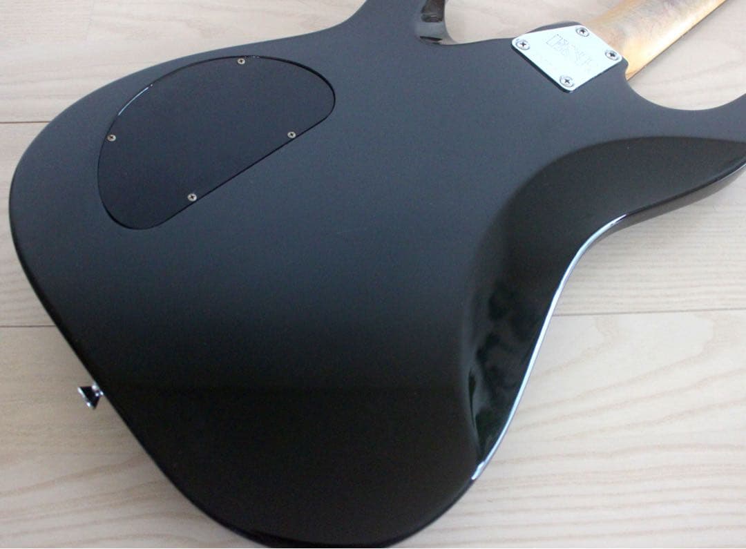 Edwards Horizon Custom Classic フレイムメイプル