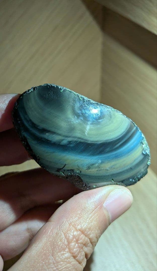 研磨品　十勝石玲瓏　イエローベースレインボーオブシディアン