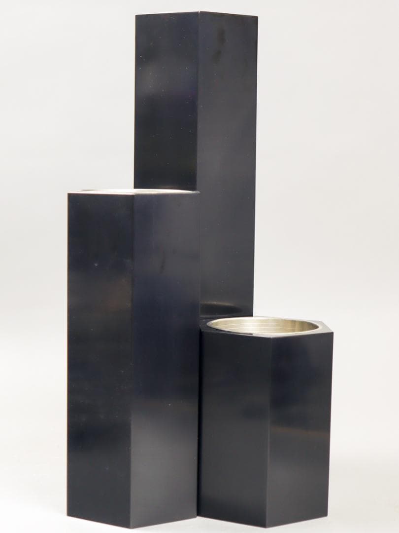 山口作介 艶消黒塗 六角寄三重 花生け 華道具 共箱