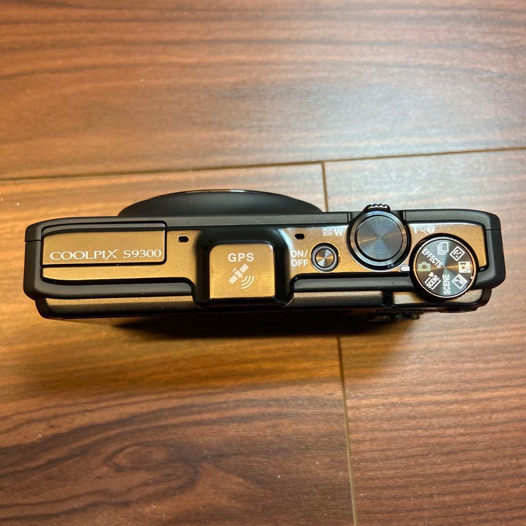 Nikon coolpix S9300 デジカメ 4895
