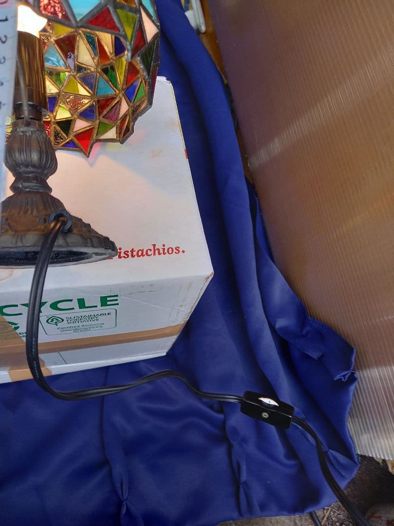 手作り高級品特別使用これ逸品ですよ‼️ステンドグラススタンド