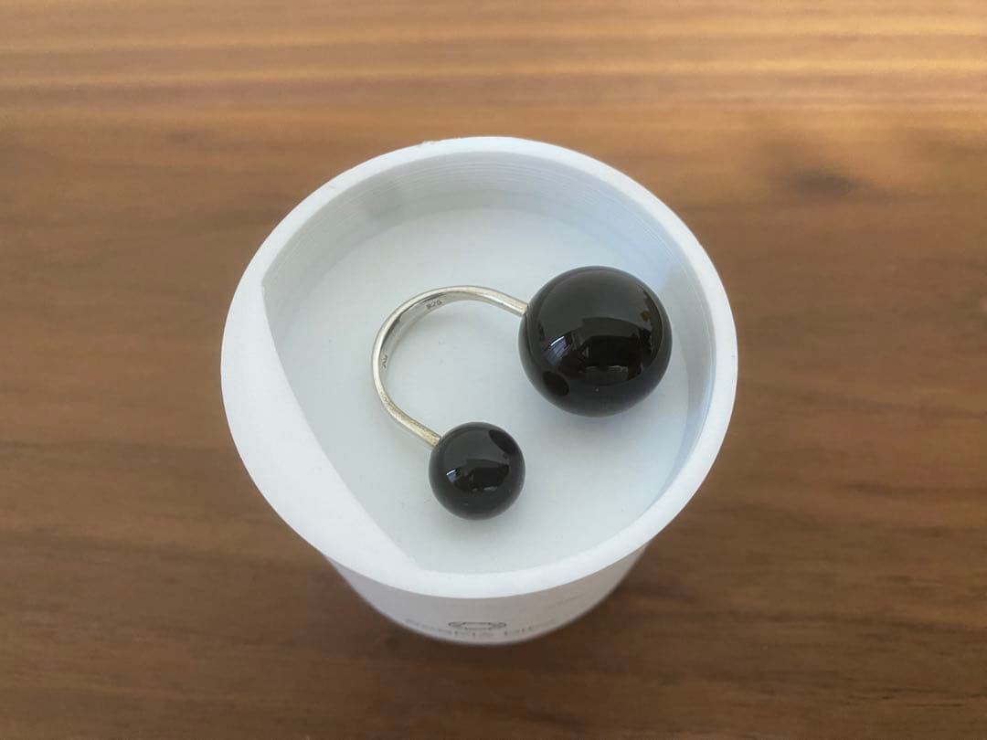 未使用☆SASKIA DIEZ ブラックボールリング