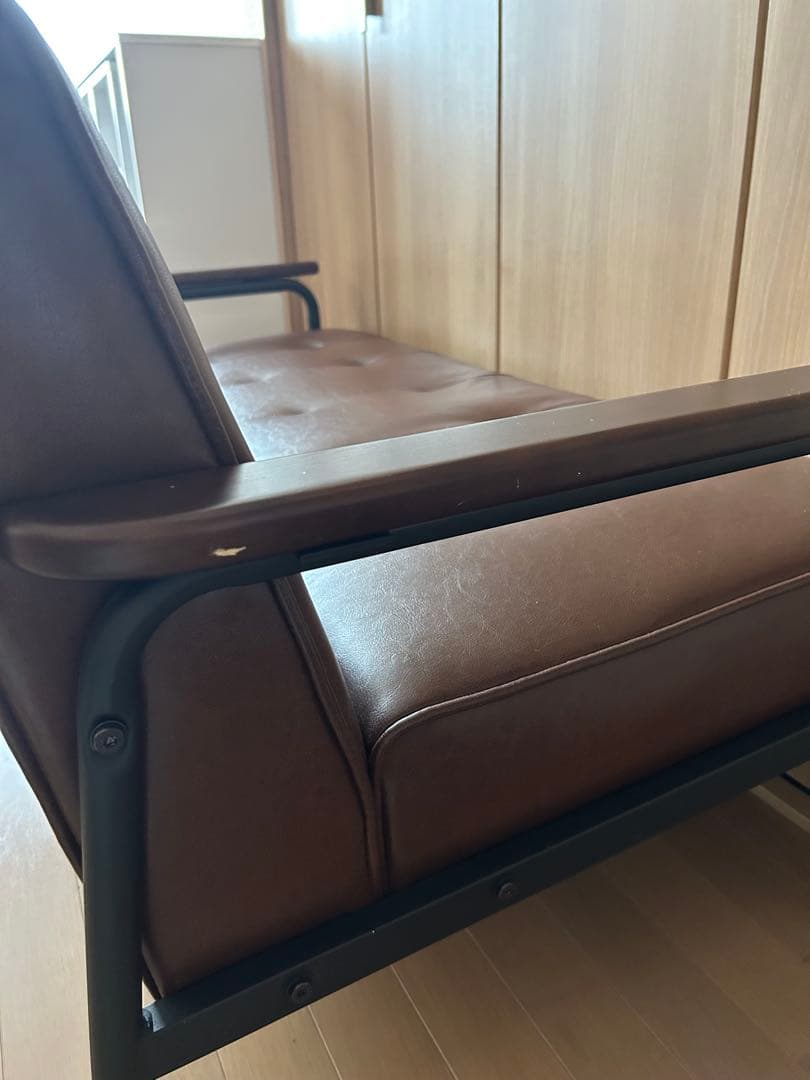 ブラウン合成皮革ソファ