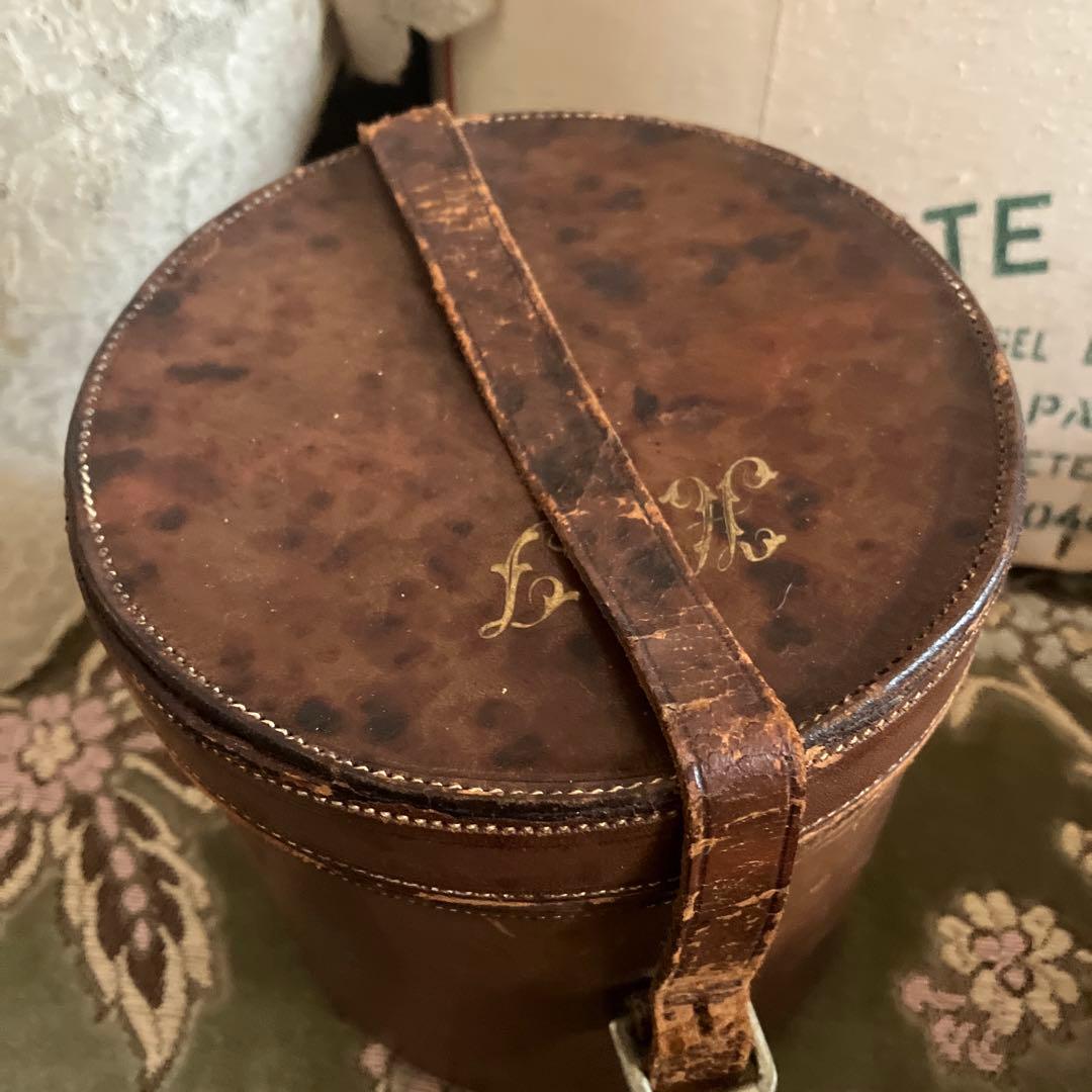 フランスアンティークポストカード　美しいサラちゃん