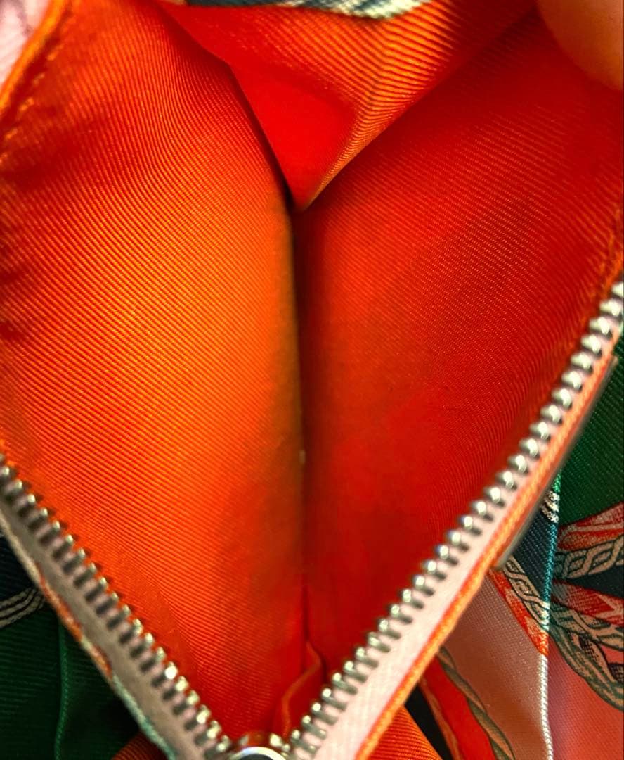 希少 エルメス アザップシルクイン コンパクトラウンドジップ ローブデュソワール