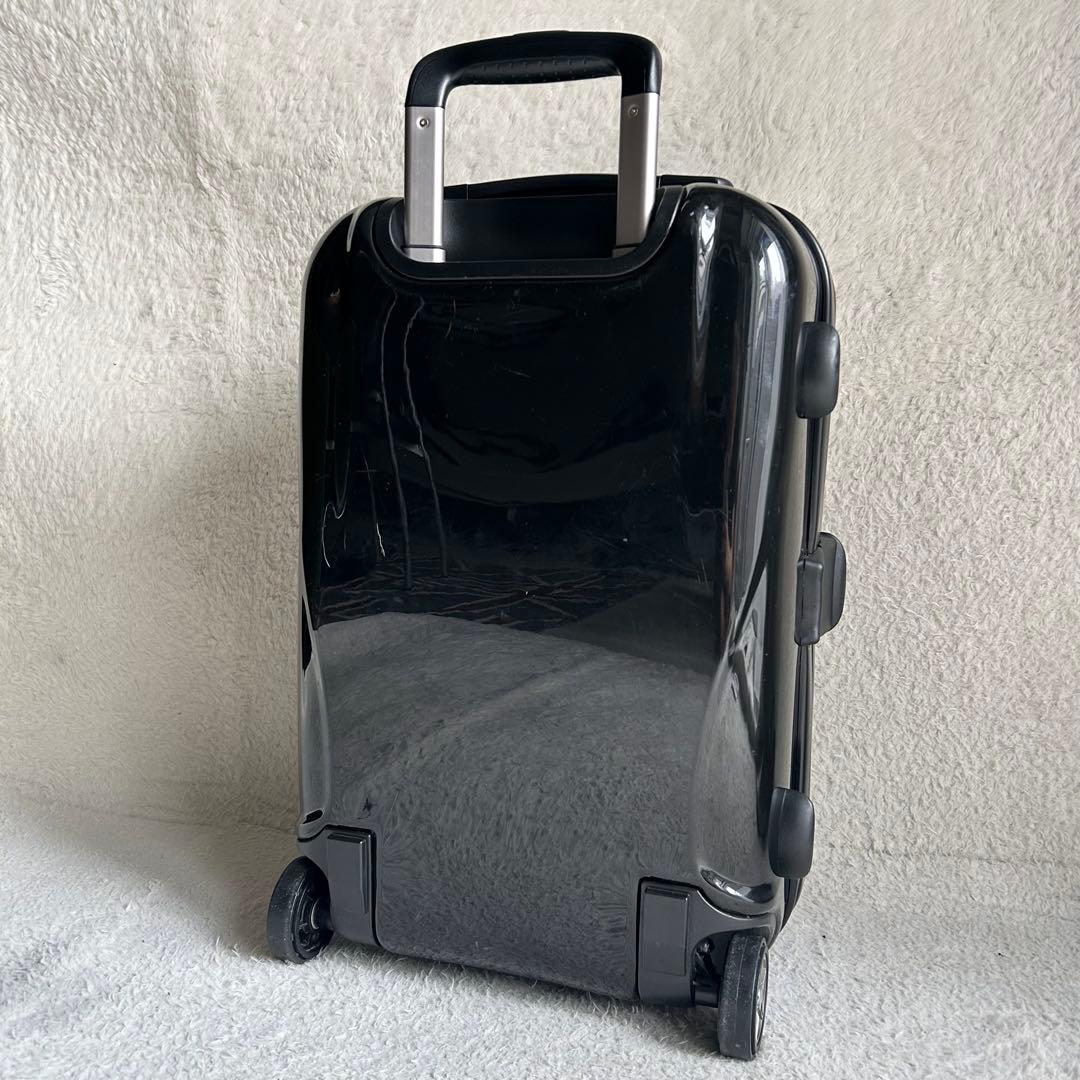 【美品】メルセデスベンツ キャリーケース 2輪 ブラック 機内持ち込み可 32L