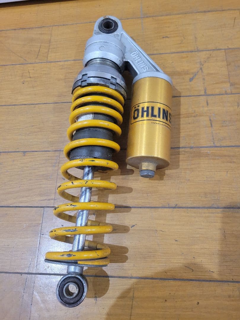 最終値下げ　オーリンズ　リヤサスペンション イエロー　OHLINS　　1本
