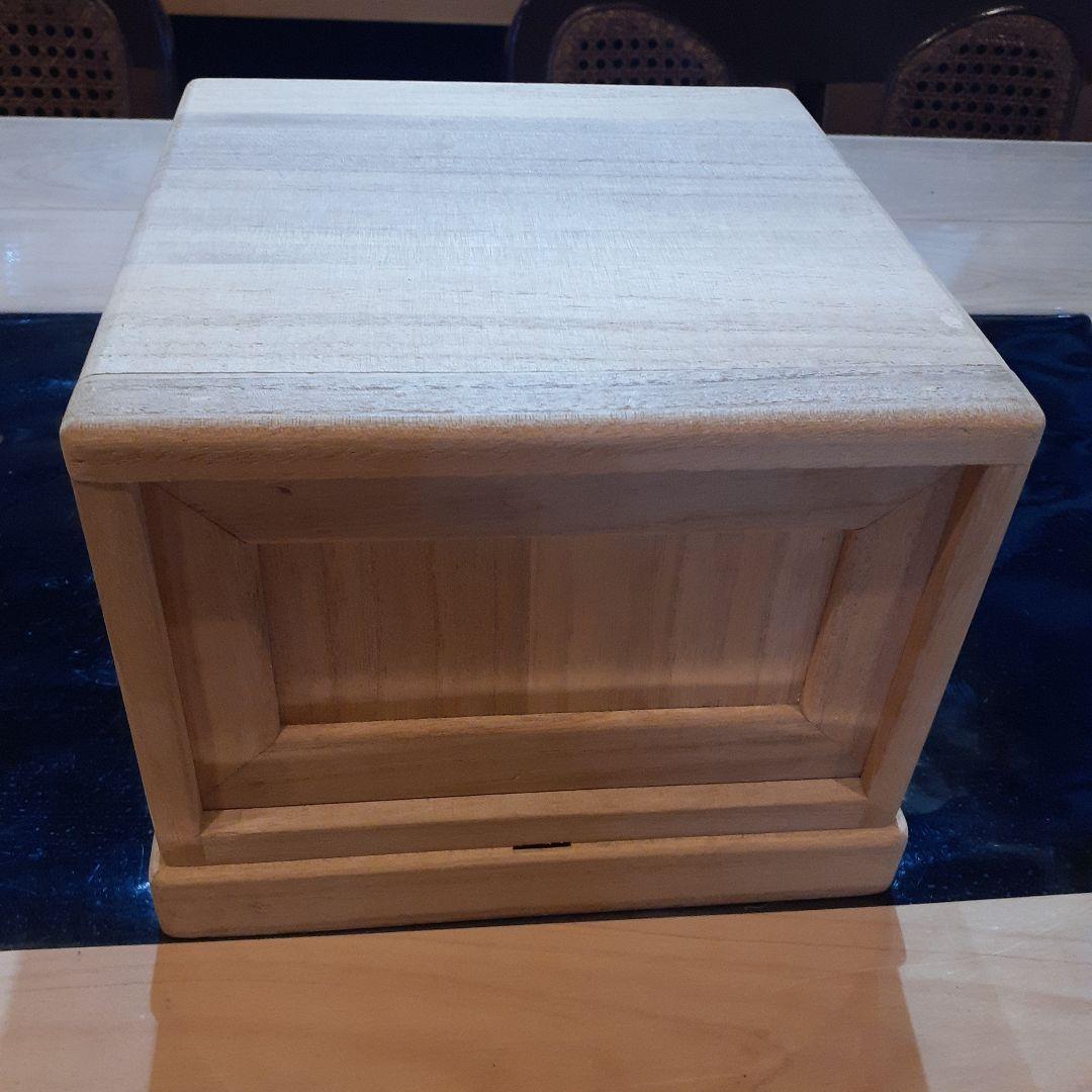 u*c様 郊壇官窯青磁花弁輪花碗