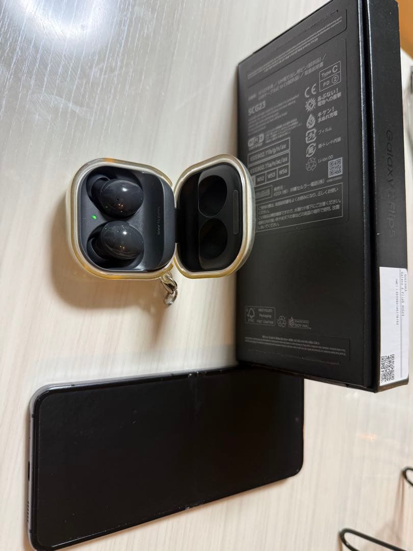 携帯電話本体 au scg23 galaxy z flip5 simfree 256