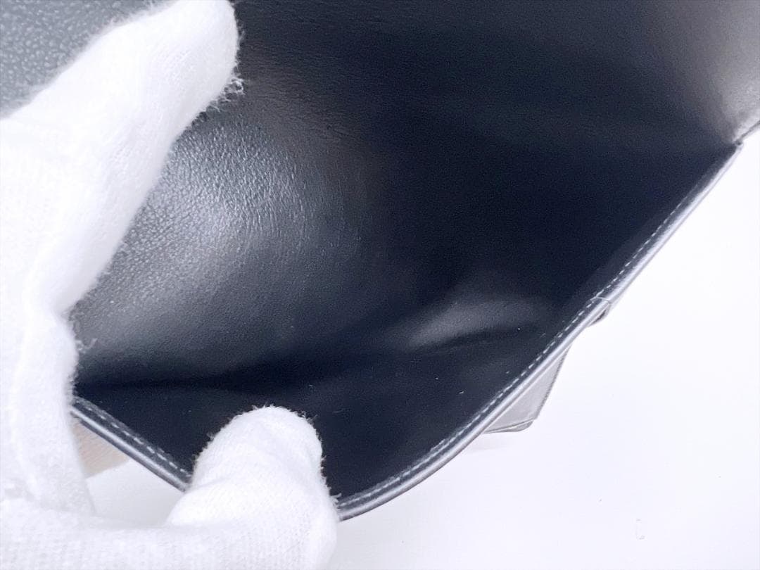 美品　ルイヴィトン　マヒナ　ポルフォイユ　アメリア　三つ折り長財布　M95549