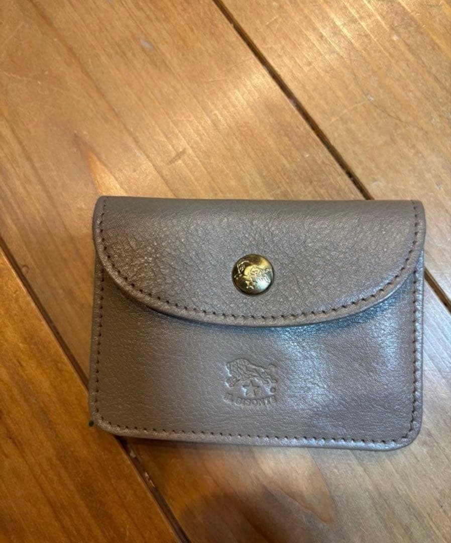 イルビゾンテ　コンパクトウォレット　カードケース