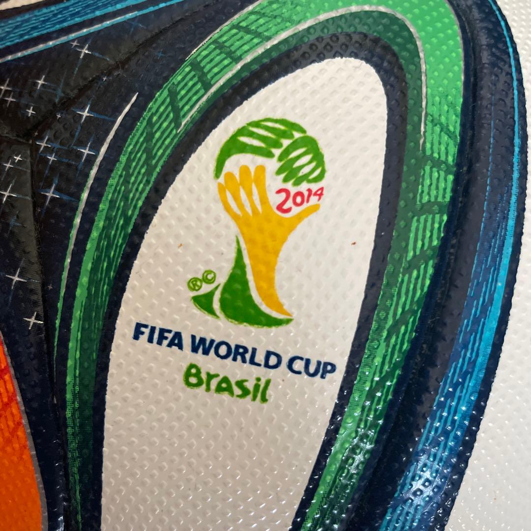 値下げ　adidas Brazuca サッカーボール 2014