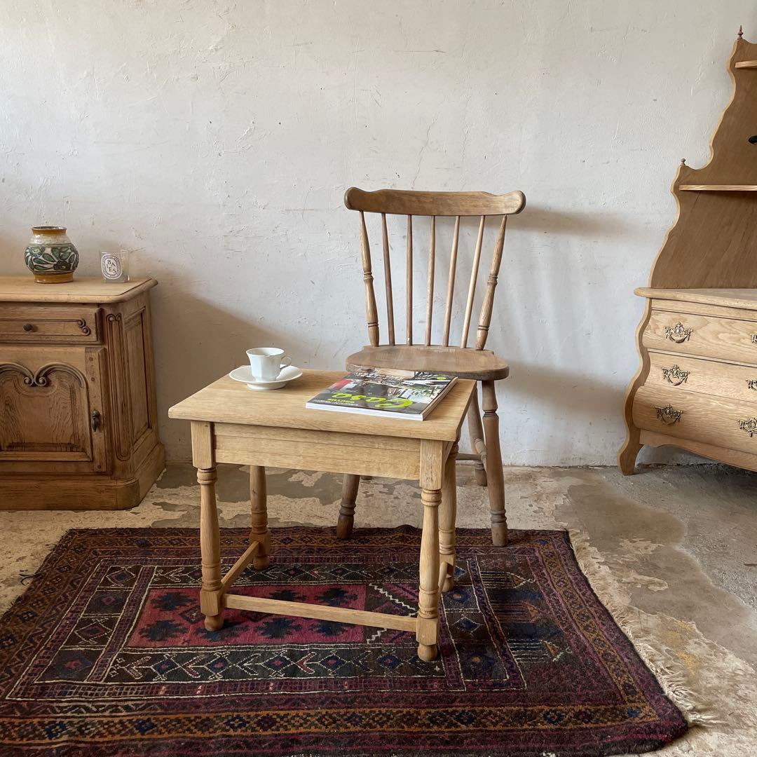 ビンテージ　サイドテーブル ベッドサイドテーブル　大　剥離