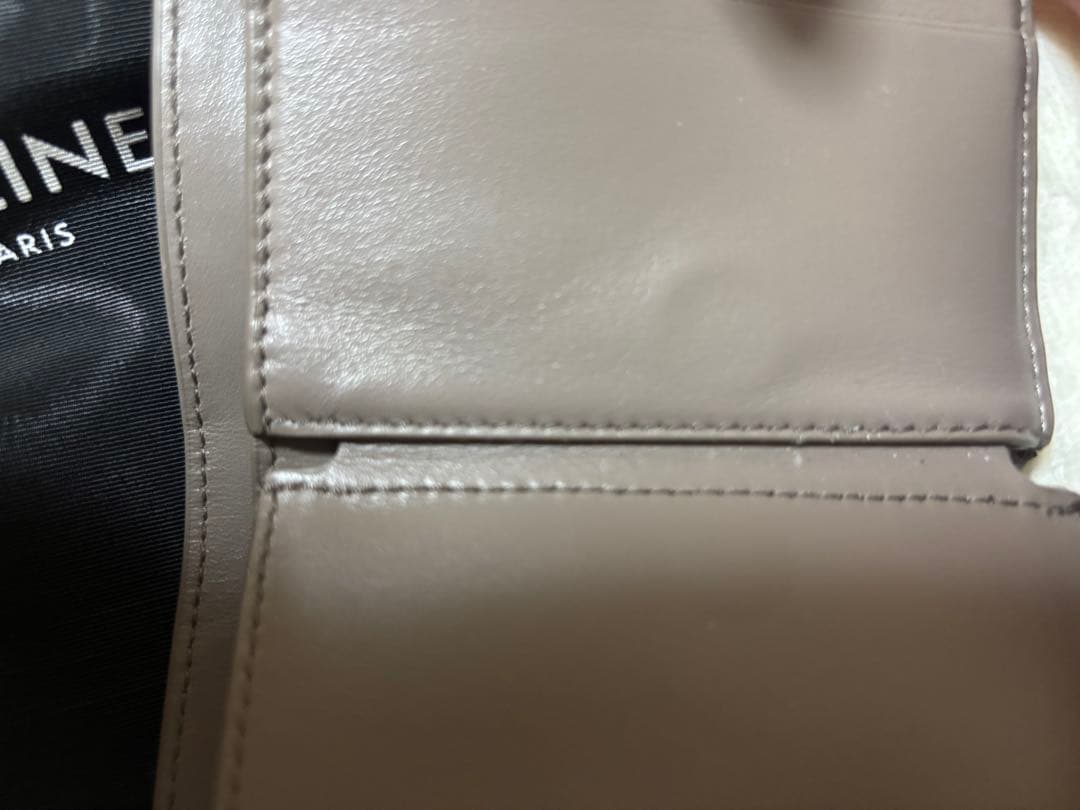 セリーヌ　二つ折り財布