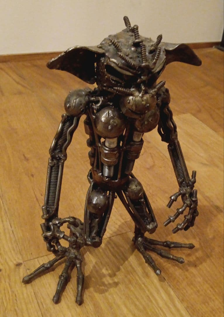 グレムリン？ 鉄製 フィギュア 置物