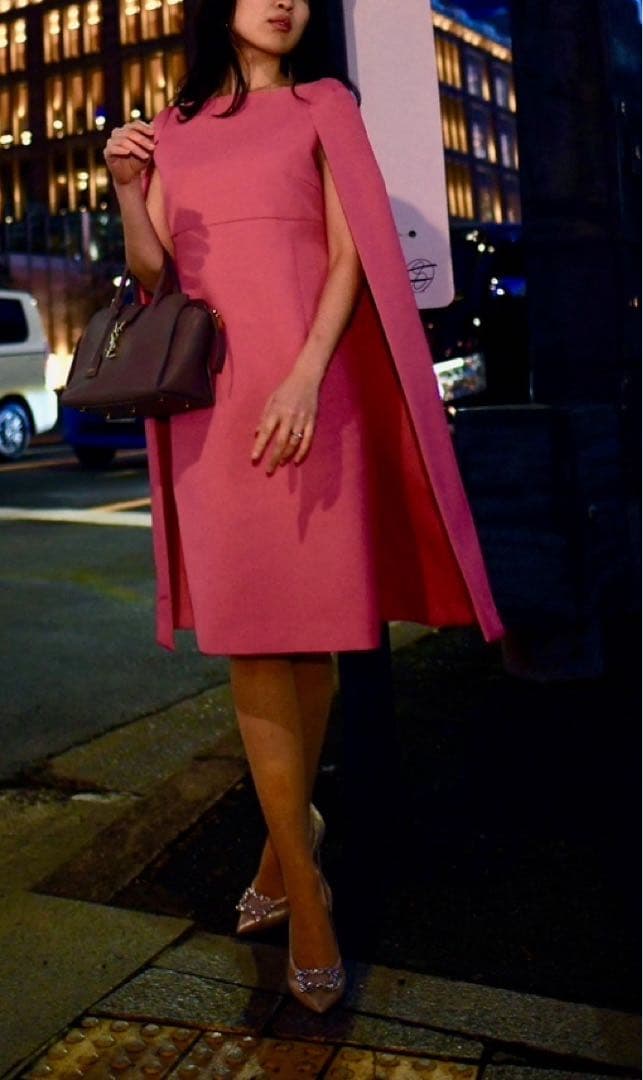 CELFORD トリプルクロスケープドレス