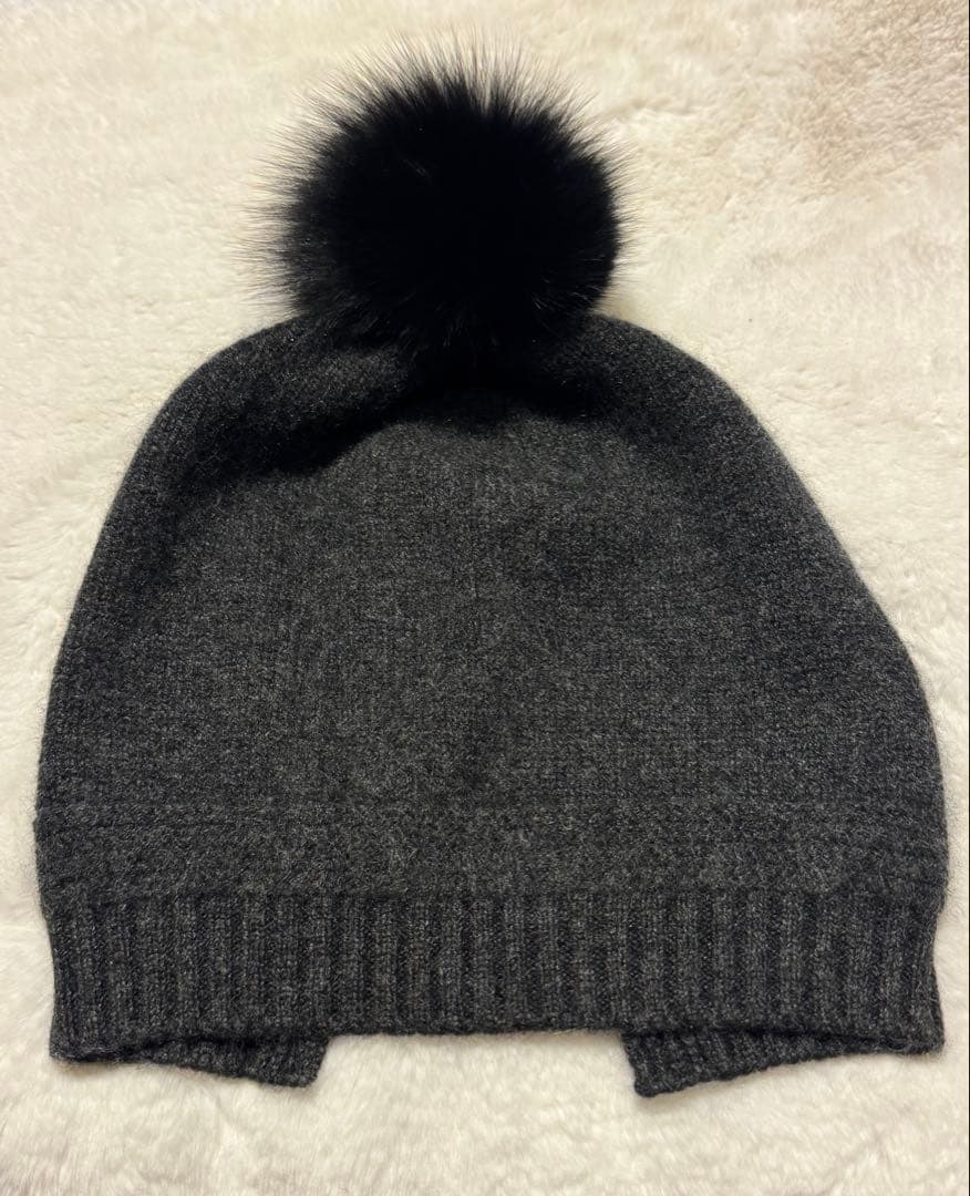 カシミヤ100%ビーニー　ポンポン付き、カシミヤヘッドバンド