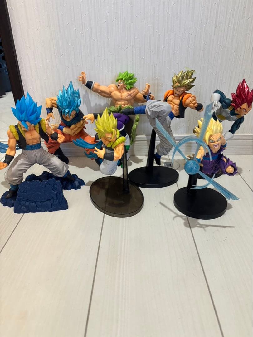 未開封新品〇 プライズ品フィギュア14点セットドラゴンボール 鬼滅などまとめ売り