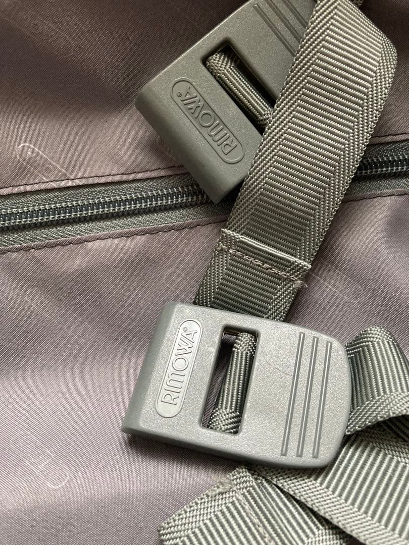 傷ありRIMOWA35Lキャリーケース