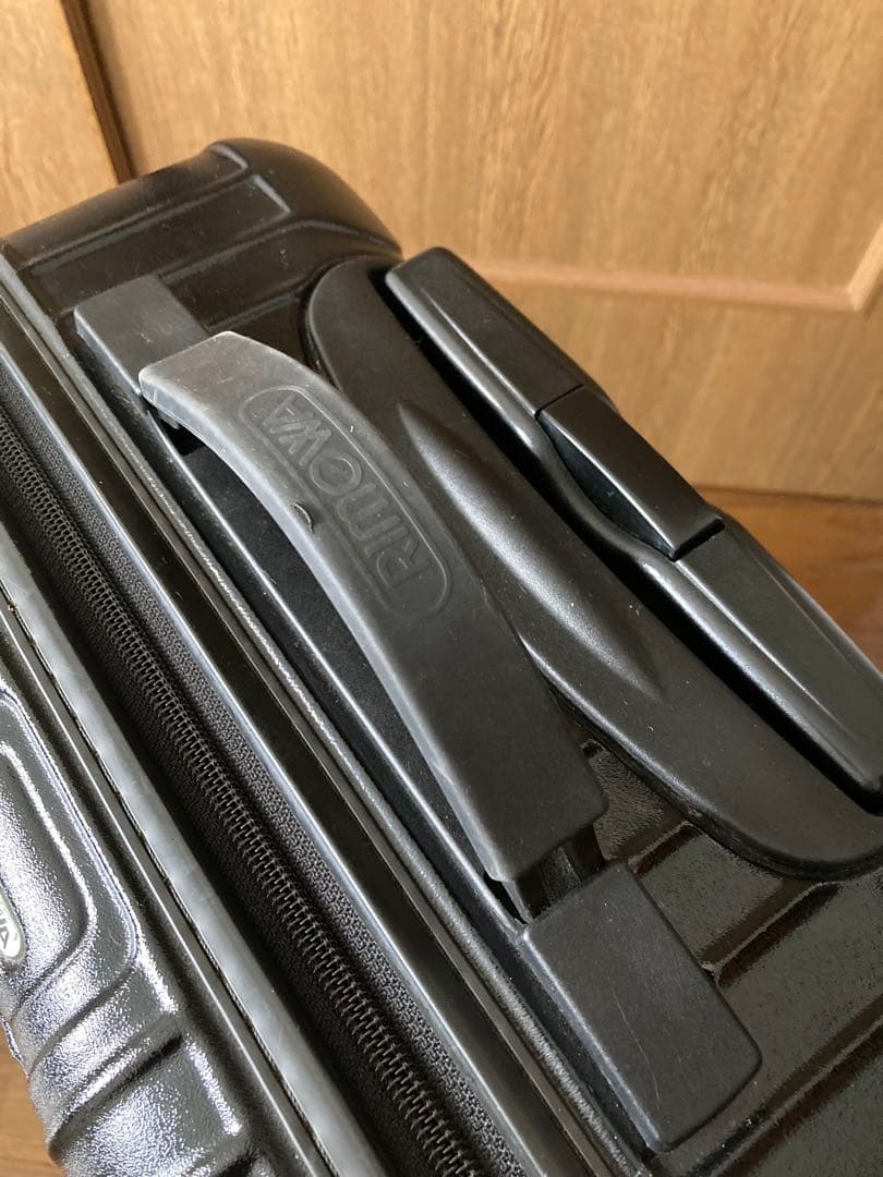 傷ありRIMOWA35Lキャリーケース