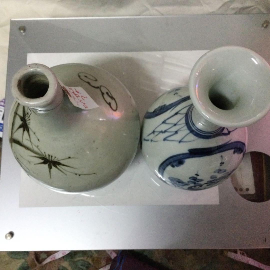 NO 185砥部焼きと思いますが分かりません。