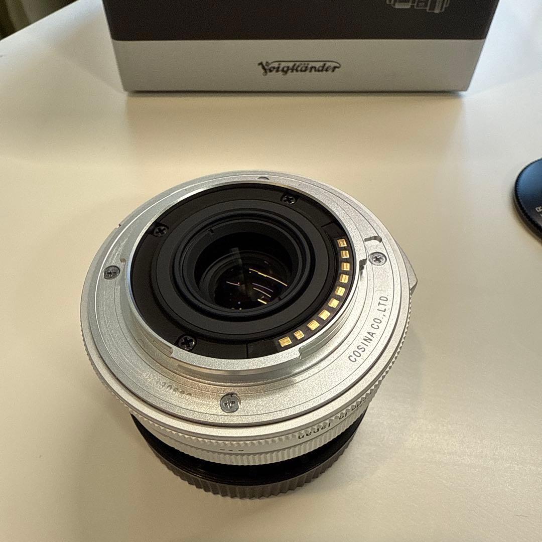 Voigtländer Ultron 27mm F2 レンズ　フォクトレンダー