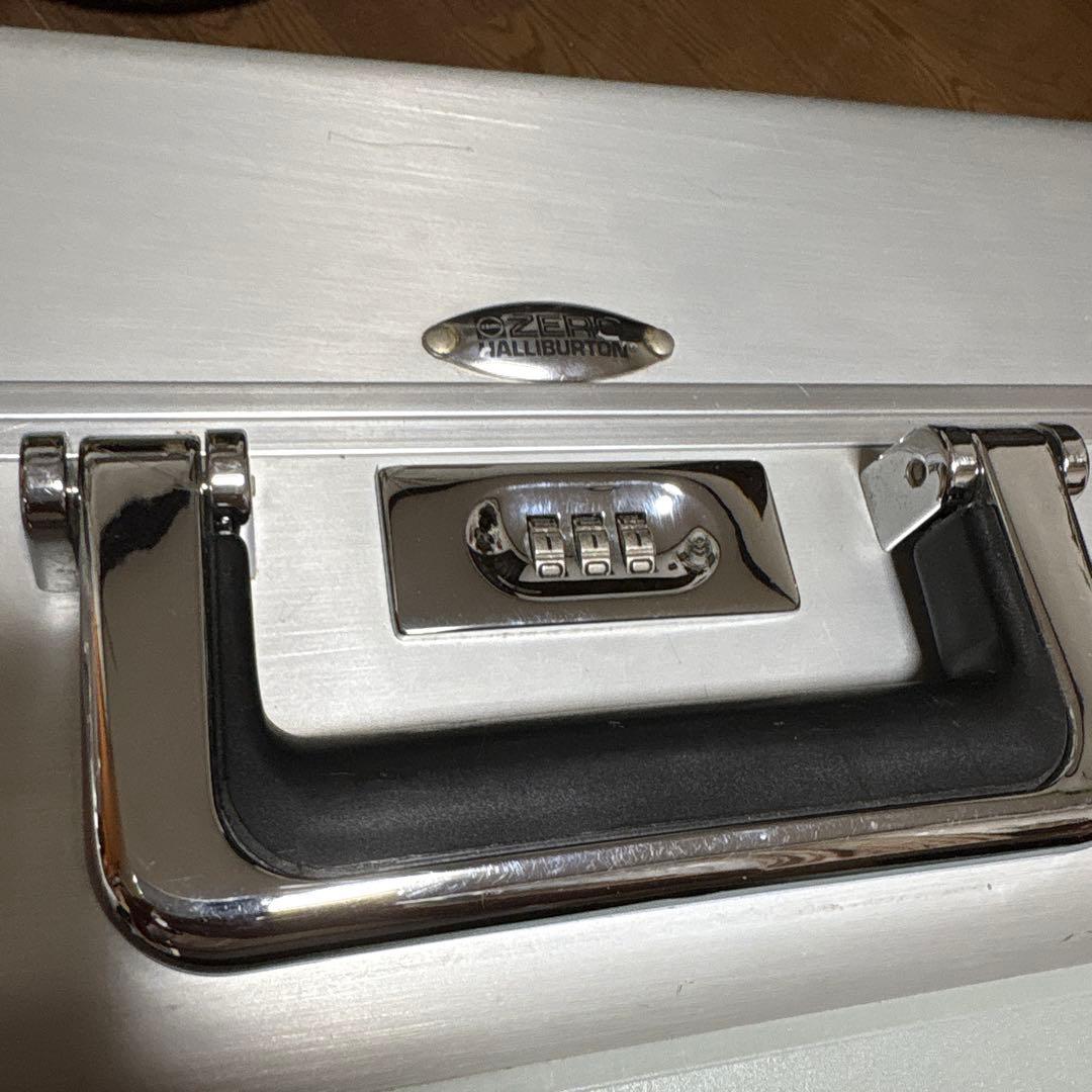 ゼロハリバートン　機内持込可能　アルミ製キャリーケース　トロリー　ビンテージ