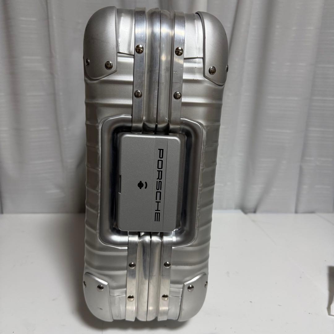 ⭐️極美品⭐️リモワ　ポルシェ　トパーズ　アタッシュケース　アルミ　シルバー　限定