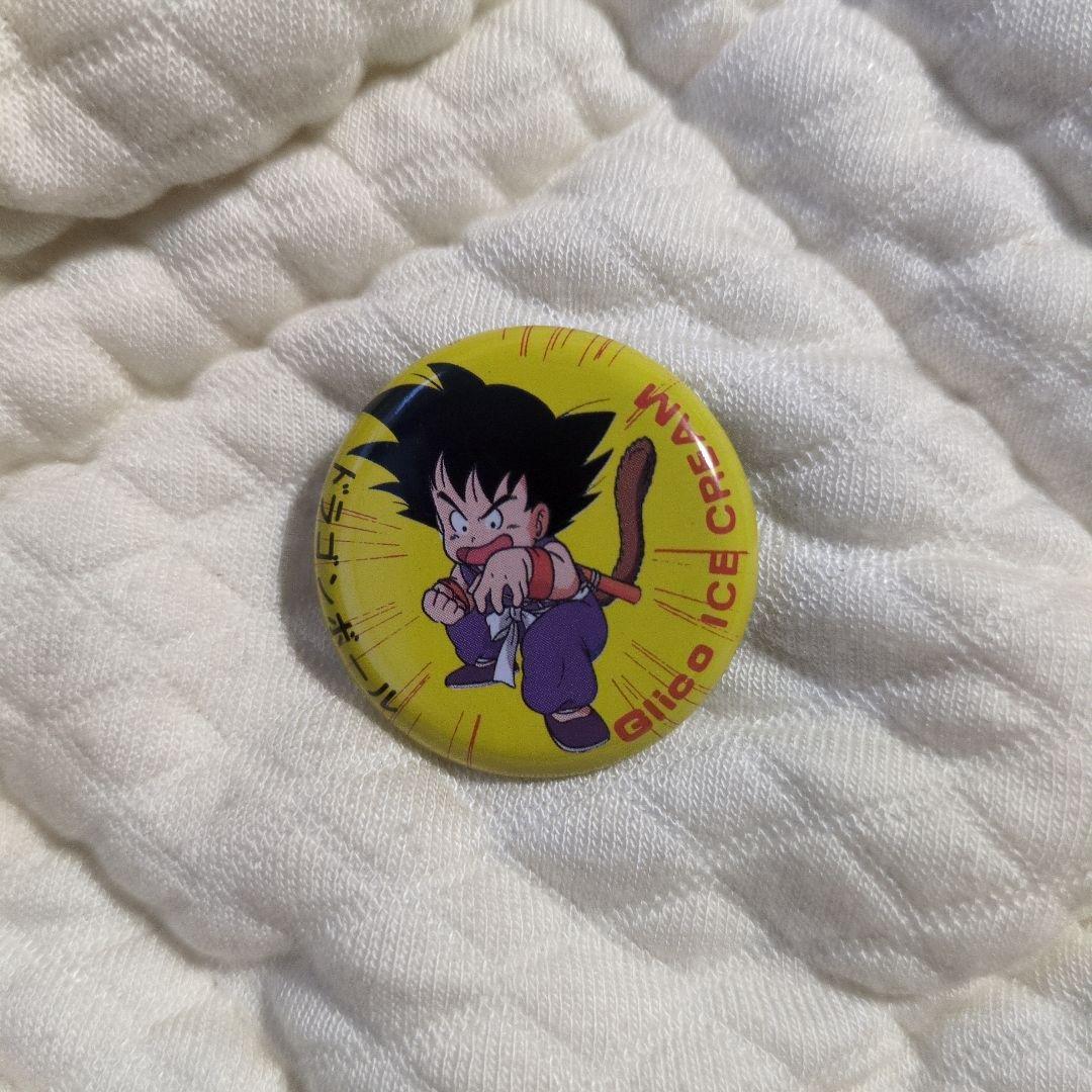ドラゴンボール　缶バッジ　グリコ　アイス　当時物　缶バッチ