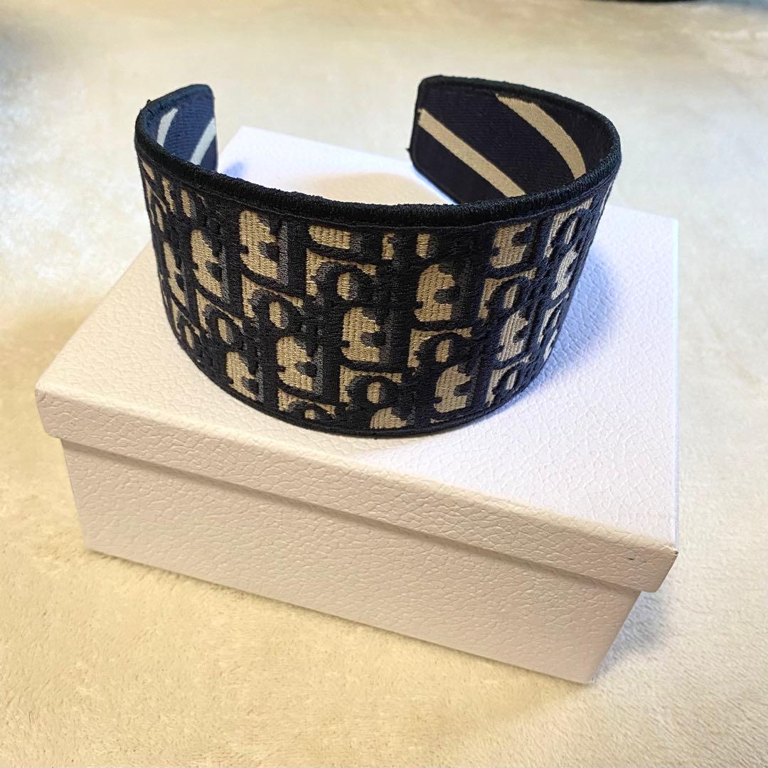 ディオール　DIOR カチューシャ