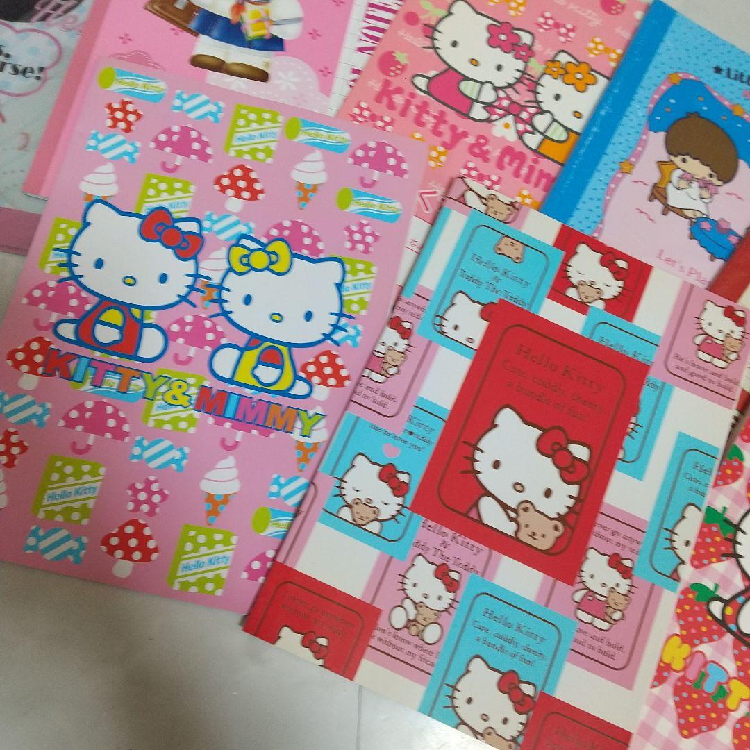 新品　ハローキティ　下敷き　ノート　セット