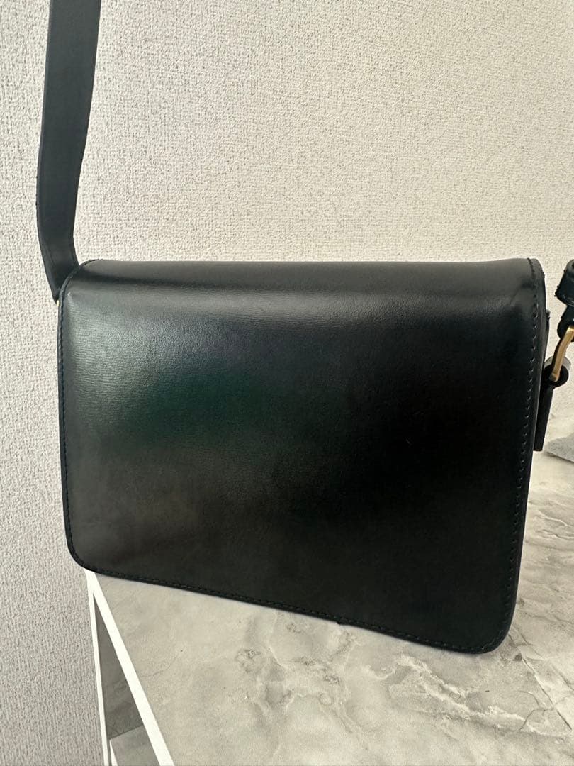 koro  CELINE ブラック ショルダーバッグ